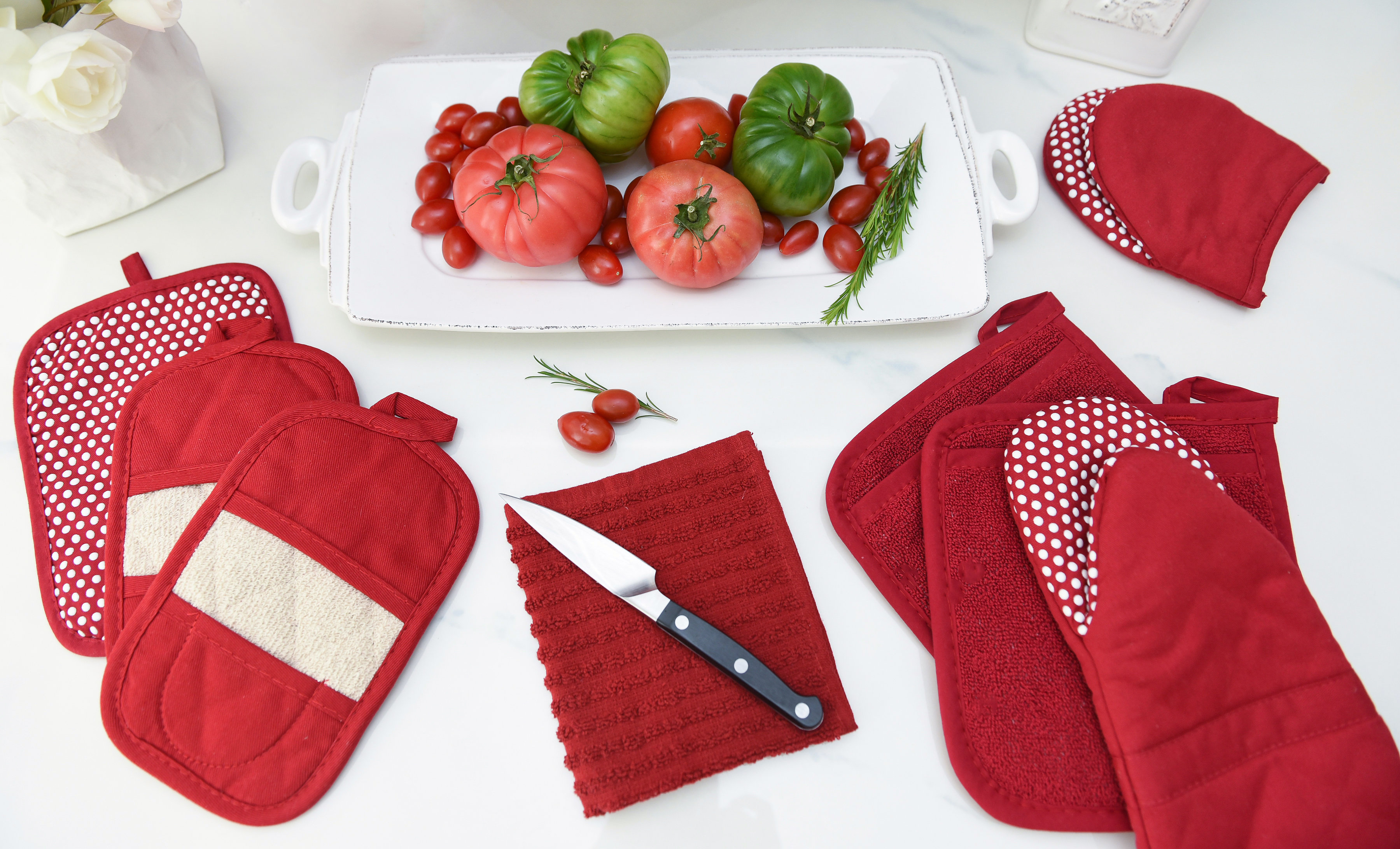 Pot Holder Set, 2 Piece Oversized Heat Resistant Quilted Cotton Pot Holders by Somerset Home, Size: Set of 2, Red