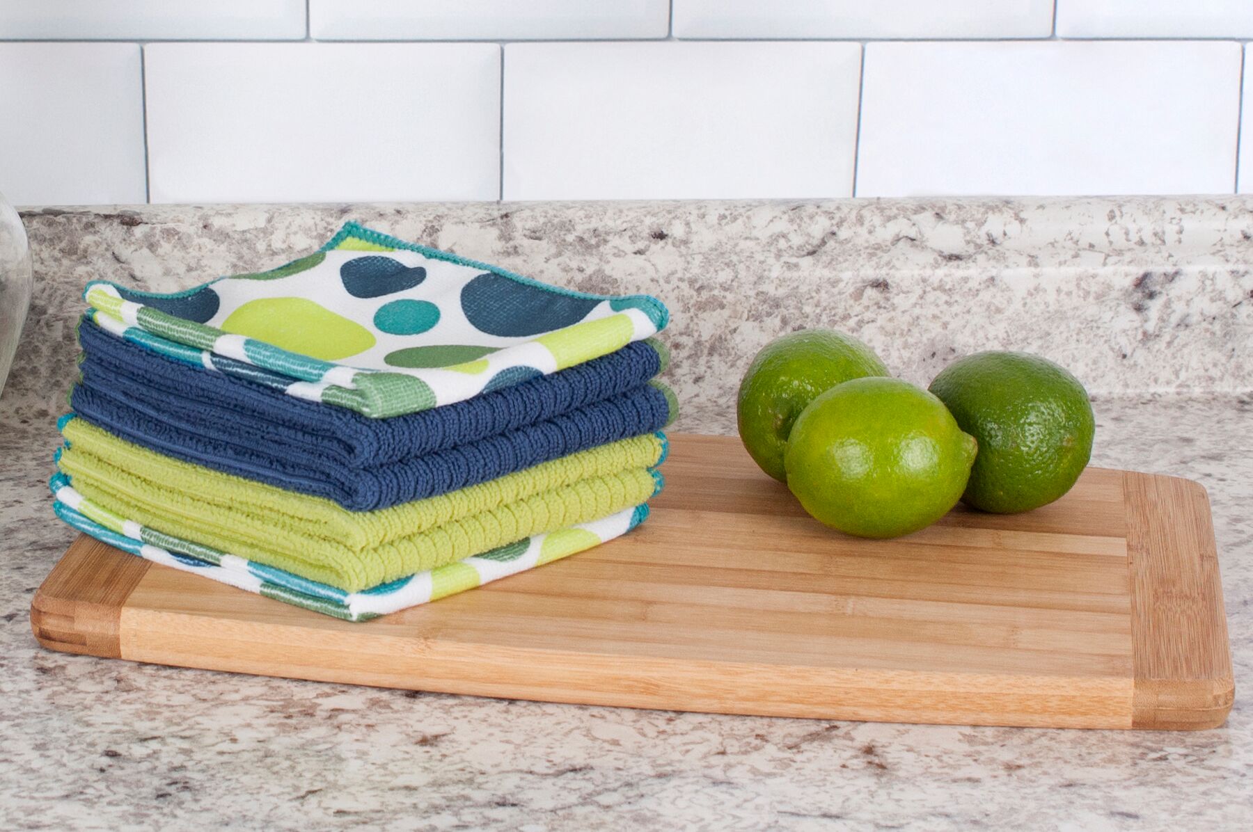 https://www.johnritz.com/wp-content/uploads/2018/06/Microfiber-2-Polka-Dot-and-4-Solid-Kitchen-Dish-Towel.jpeg